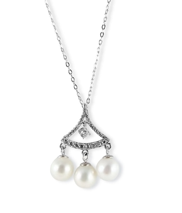 6-7mm Japanese White Akoya Pearl Pendant AA+ Quality with a 17" Chain