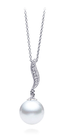 7-9.5mm AAA Japanese White Akoya Pearl Pendant 14k Gold & Diamonds
